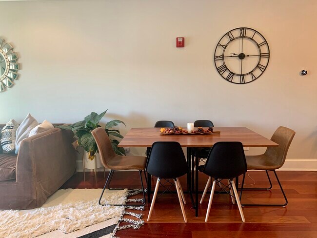 Building Photo - 71 Osborne Ave