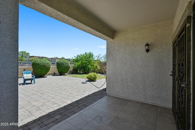 Building Photo - 7303 S 54th Dr
