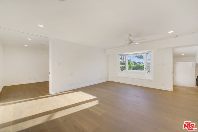 Building Photo - 507 N Arden Dr