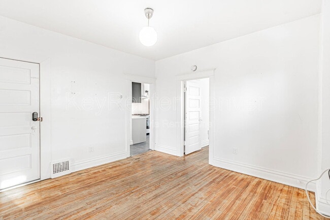 Building Photo - 227 S Logan St