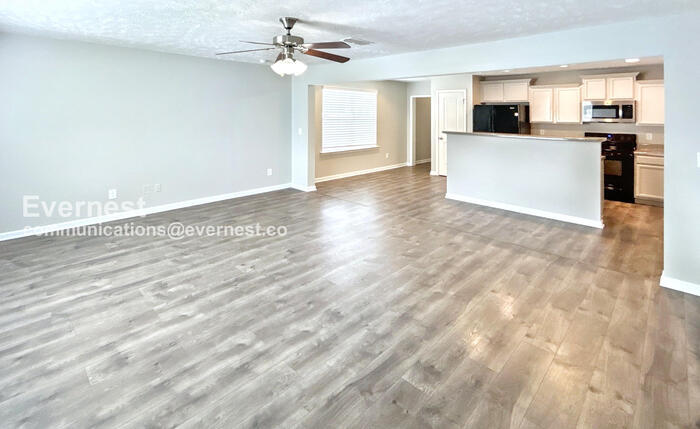 Building Photo - 4706 Chelanie Cir