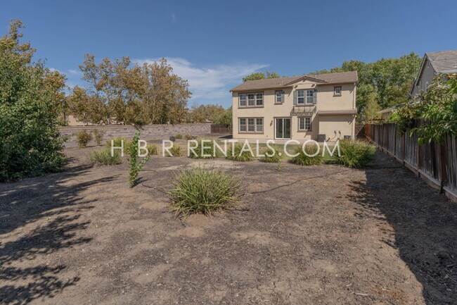 Building Photo - 521 S Altura Ct