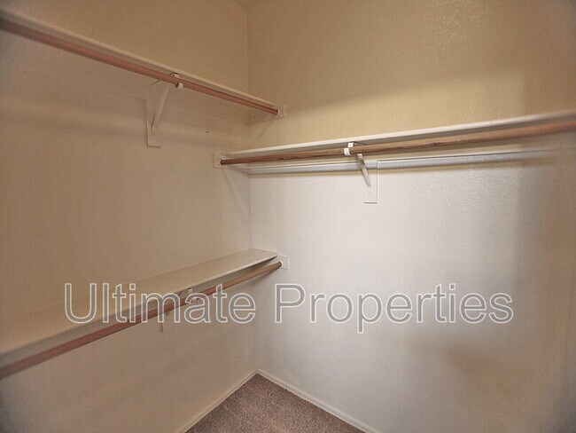 Building Photo - 12916 W Crittenden Ln