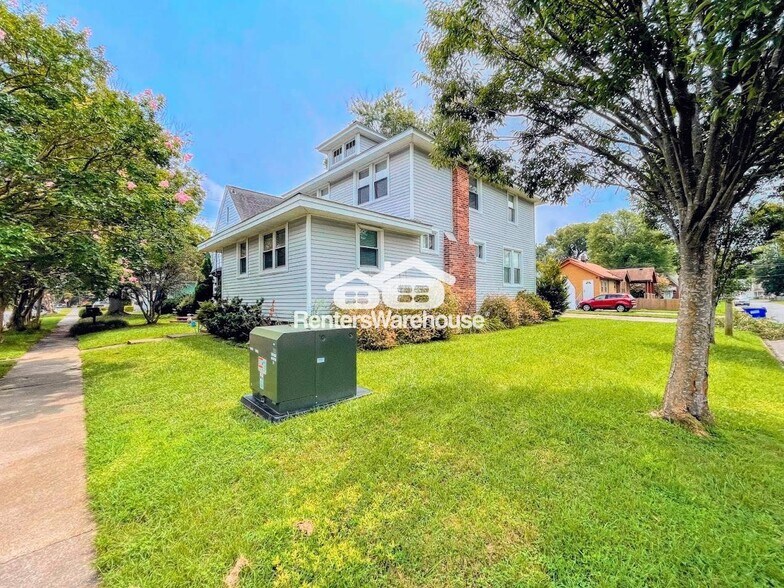 Building Photo - 3641 Nottaway St