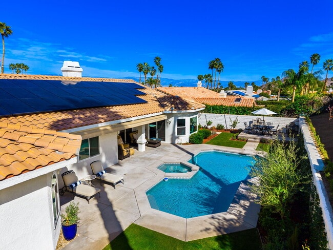 Building Photo - 73055 Amber St