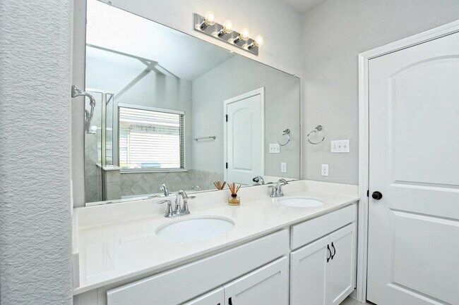 Building Photo - 11817 Comedero Wy