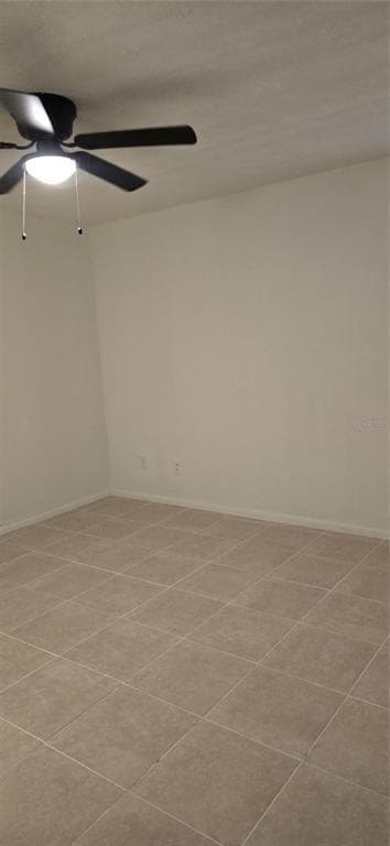 Building Photo - 2237 Greenview Cir