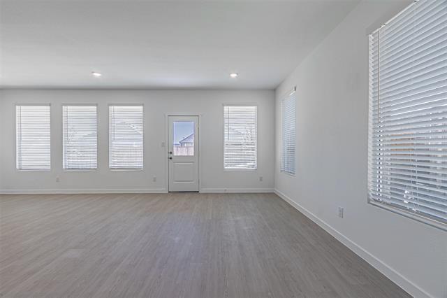 Building Photo - 10005 Warlander Dr