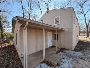 Building Photo - 4880 Hale Rd