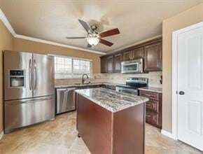 Building Photo - 23802 Griffin House Ln
