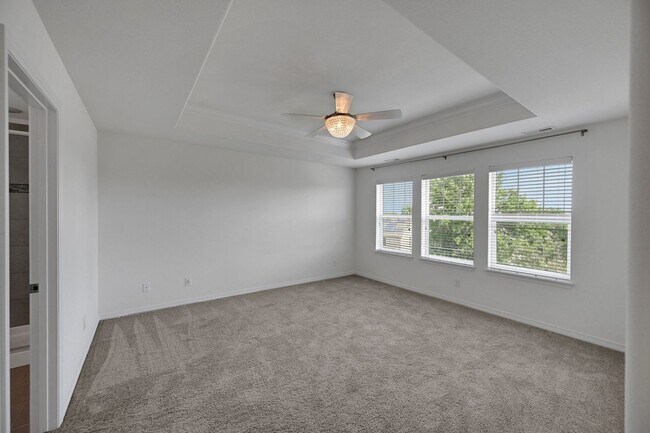 Building Photo - Modern 5BR House in Parker