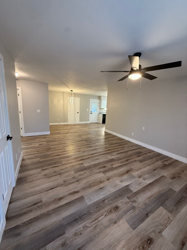 Building Photo - 133 W Terrace Ct