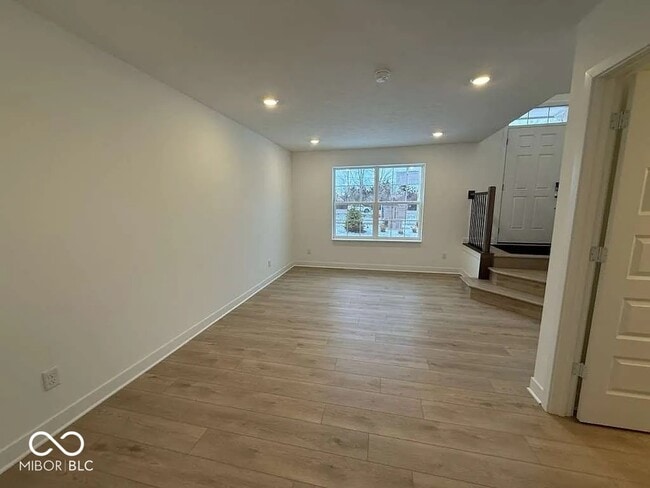 Building Photo - 4923 Gilet Dr