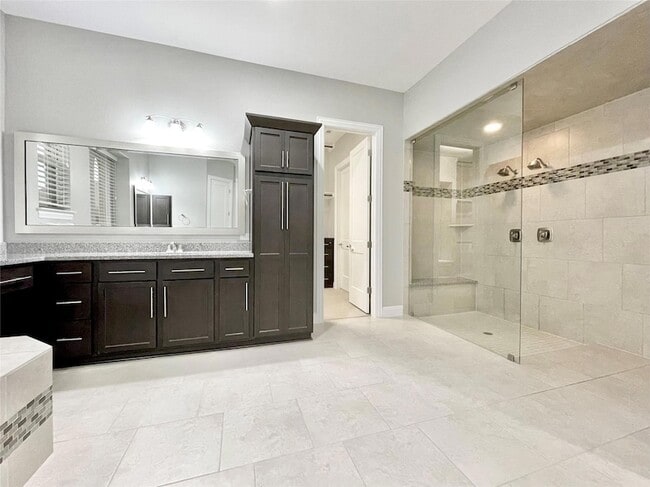 Building Photo - 3809 Mineral Dr