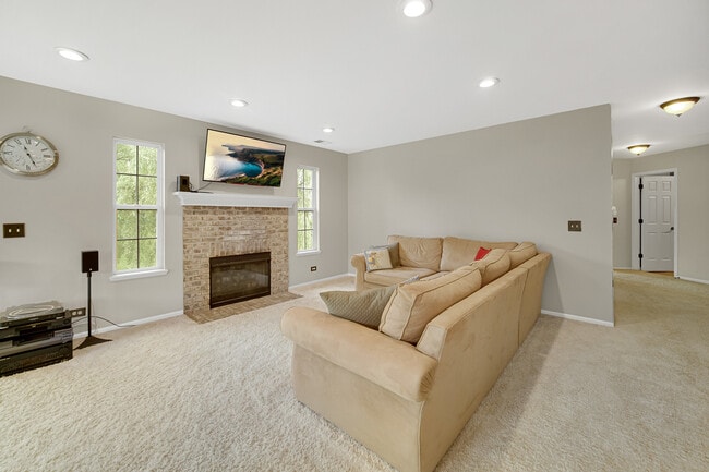 Building Photo - 2623 Cobblestone Dr