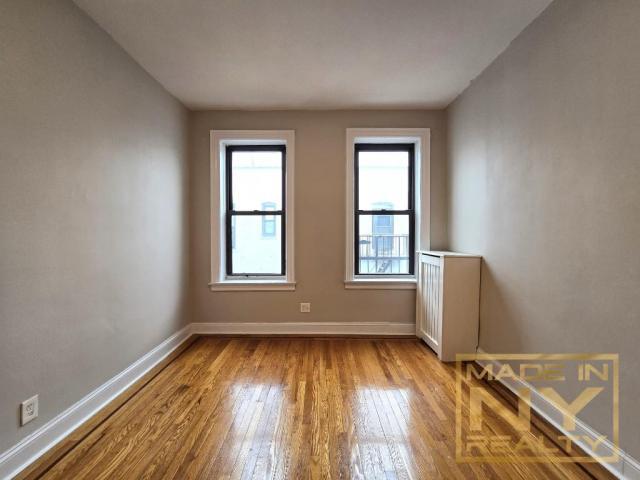 Building Photo - 1 bedroom in ASTORIA NY 11106