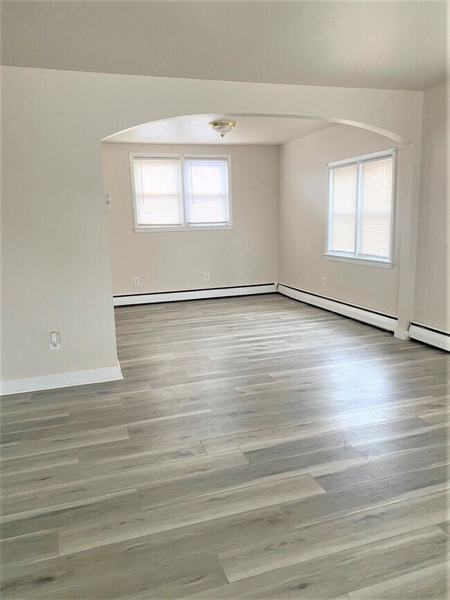 Building Photo - House for Rent in Folsom