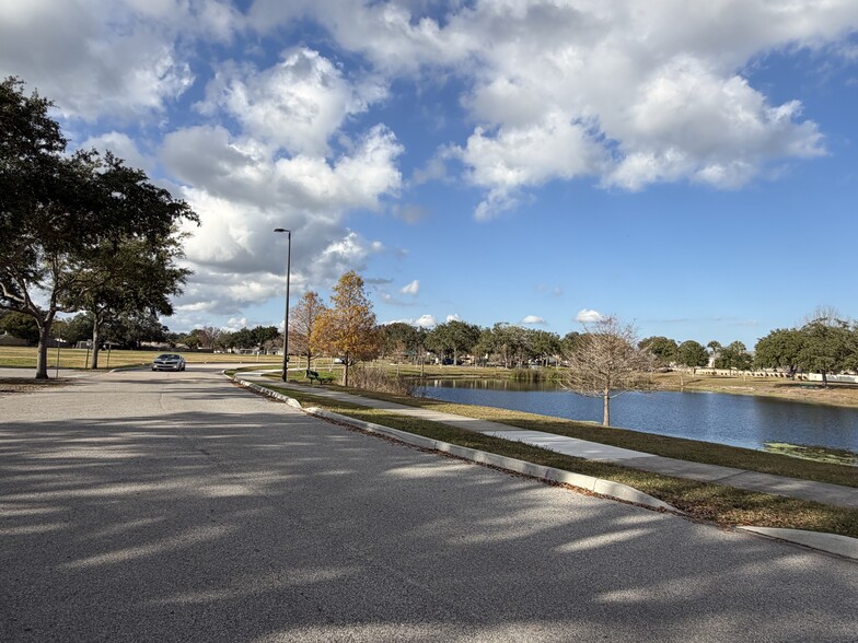 Building Photo - 600 Northern Way
