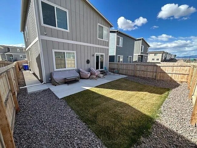 Building Photo - 3 Bed | 2.5 Bath | A/C | Fenced Yard | Near Military Bases