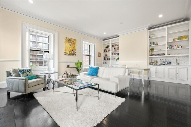 Building Photo - 285 Clarendon St