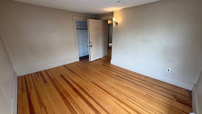 Building Photo - 15 Madbury Rd