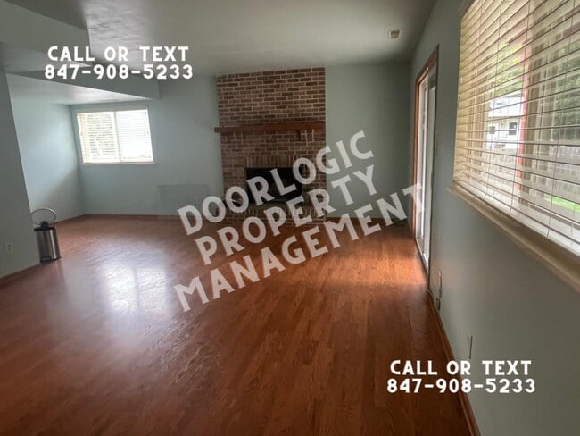 Building Photo - 965 Amberwood Pl