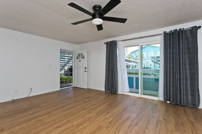 Building Photo - Available Now, Hokulani in Kailua, 1 Bedroom 1 Bath