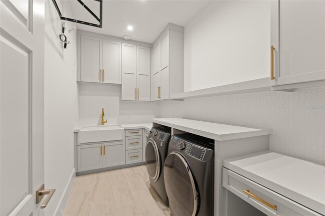 Building Photo - 4133 Grande Brick Lp