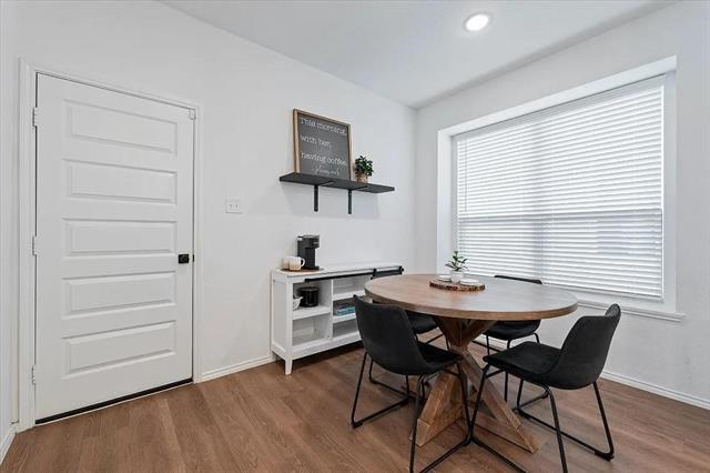 Building Photo - 10116 Revere Dr