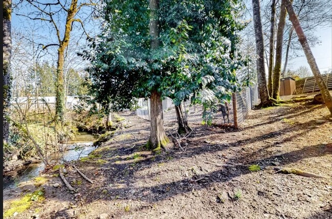 Building Photo - $2,700 - All Utilities Included Modern ADU with Two Bedrooms Townhouse Ready For Lease!