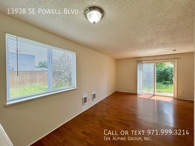 Building Photo - 13938 SE Powell Blvd
