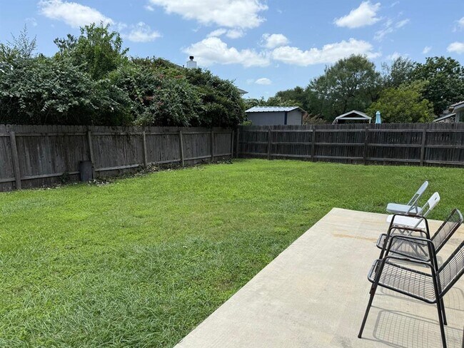 Building Photo - 206 Pheasant Ridge Dr