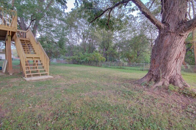 Building Photo - Renovated Orion Home