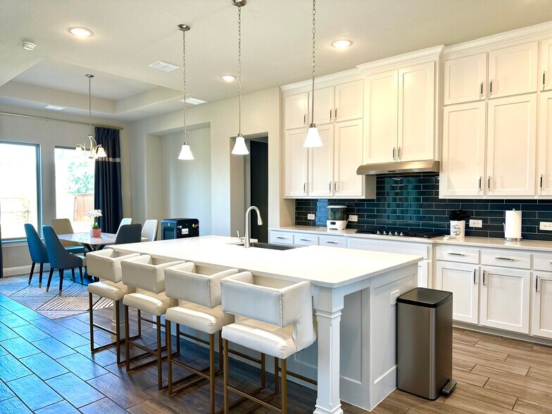 Building Photo - 307 Waters Edge Dr