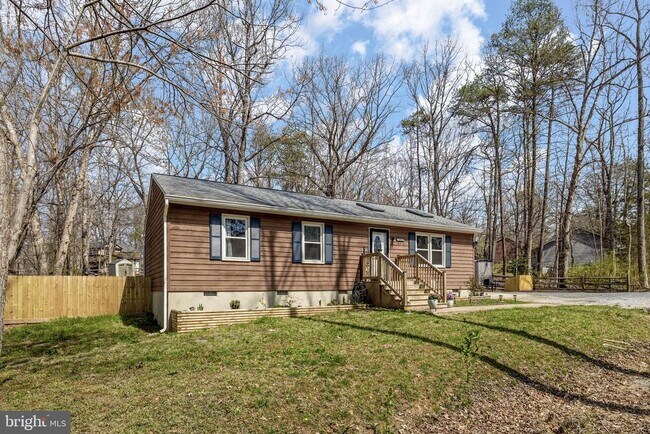 Building Photo - 13410 Wilderness Park Dr