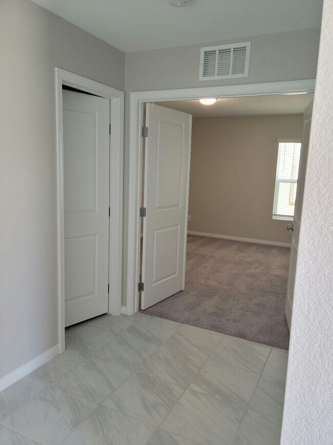 Building Photo - COMING SOON! NICE 4 BEDROOM HOME IN CENTENNIAL HILLS-NORTHWEST AREA!!!