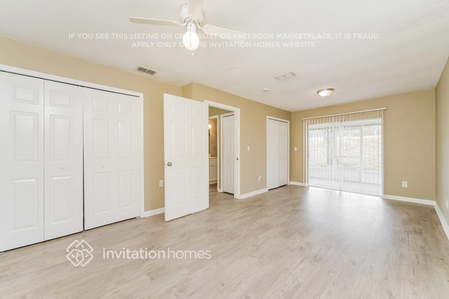 Building Photo - 341 Rollins Dr