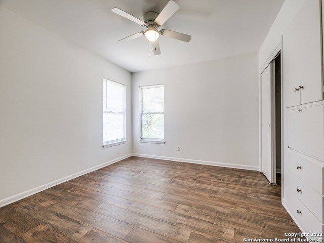 Building Photo - 600 Antler Dr