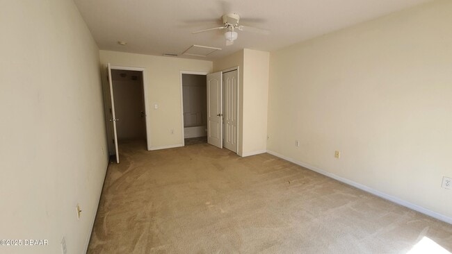 Building Photo - 1018 Grand Hickory Cir