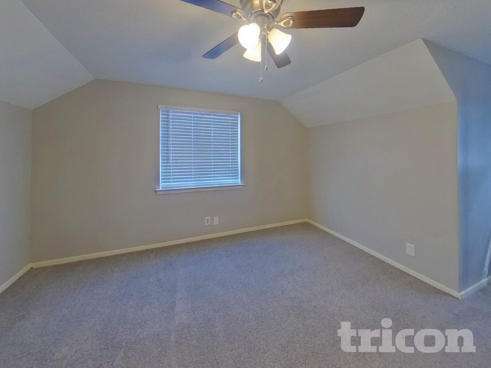 Building Photo - 1706 Crooks Ct