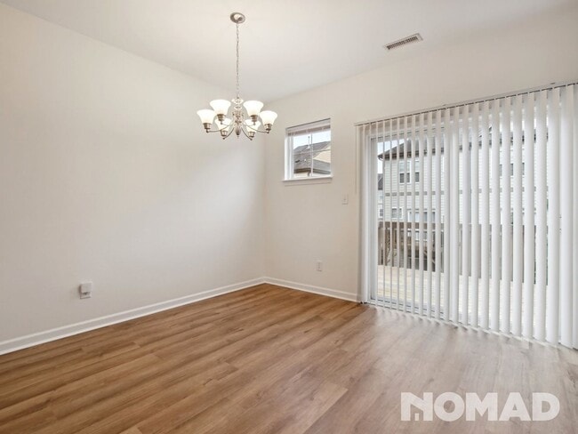 Building Photo - 2614 Stewart Pines Dr