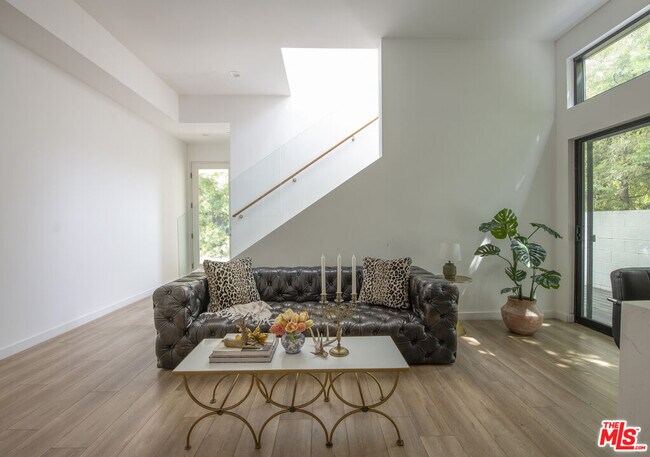 Building Photo - 12662 Rose Ave