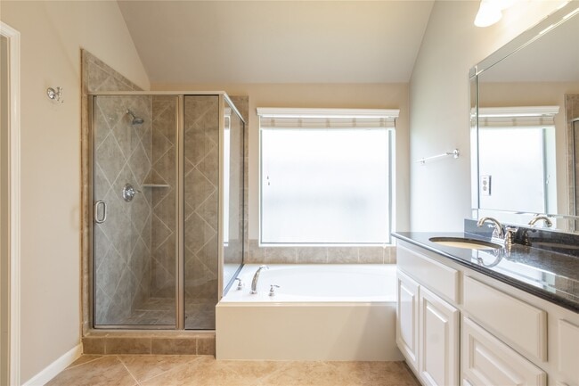Building Photo - 26519 Longleaf Valley Dr