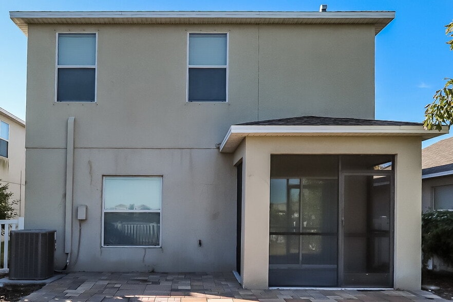 Building Photo - 1048 Seminole Sky Dr