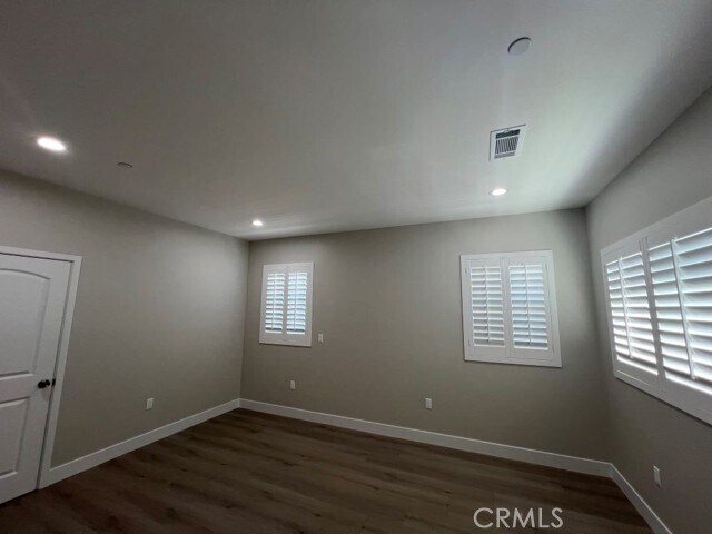 Building Photo - 3358 Angelus Ave