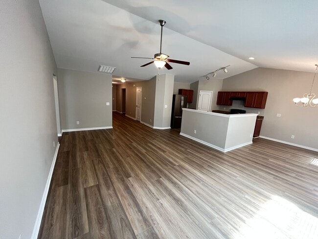 Building Photo - Pet Friendly, Three Bedroom with Bonus Room Home with Garage in Longs is Available Now!