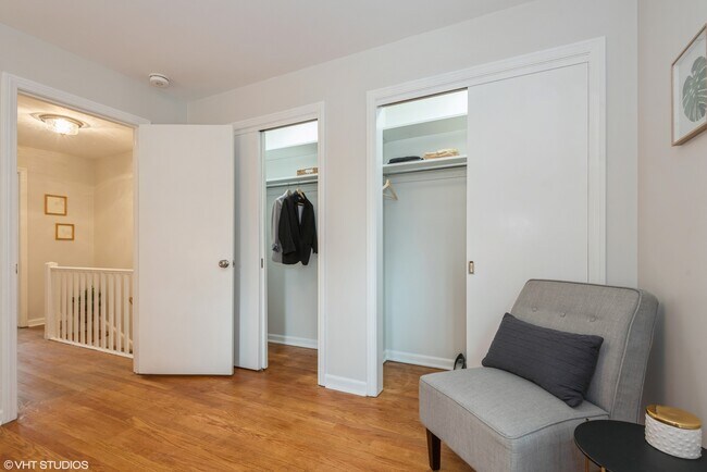 Building Photo - 606 Ridge Rd