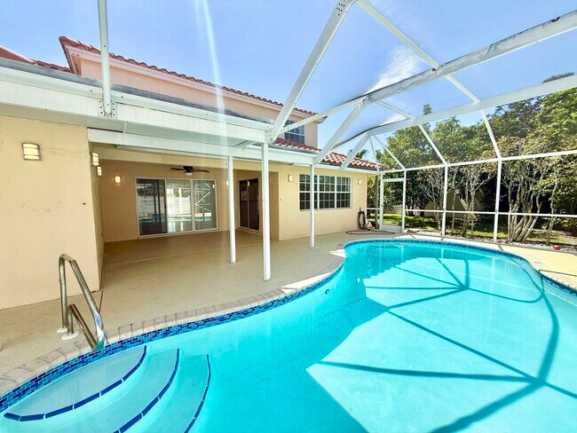Building Photo - 10579 Pebble Cove Ln