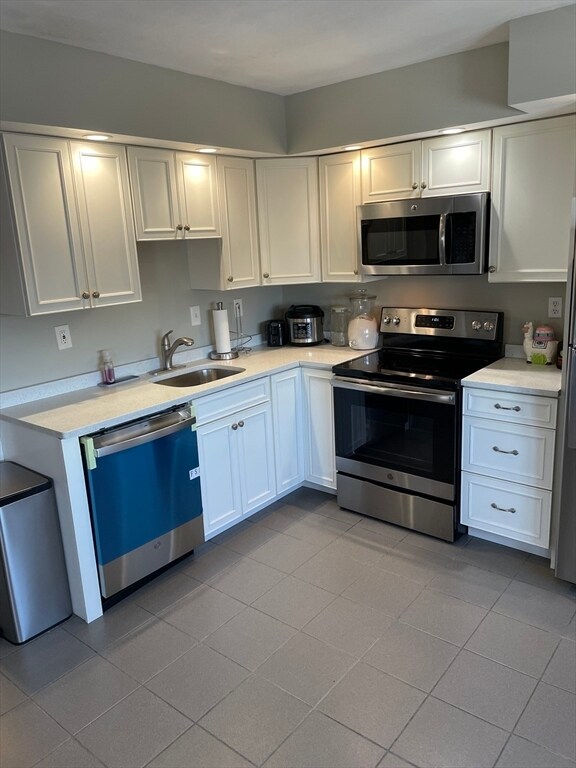 Building Photo - 149 Bennington St