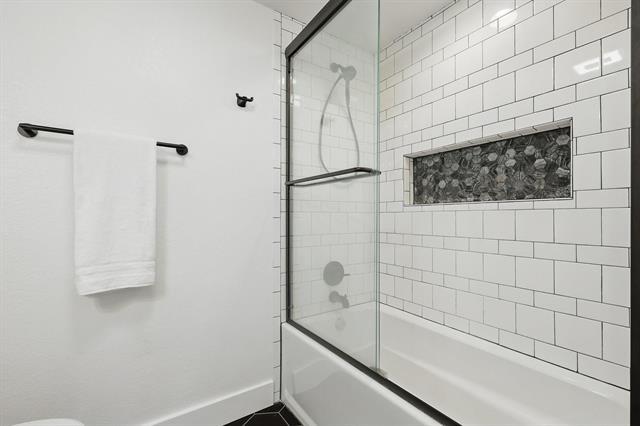 Building Photo - 841 Caublestone Hill Dr